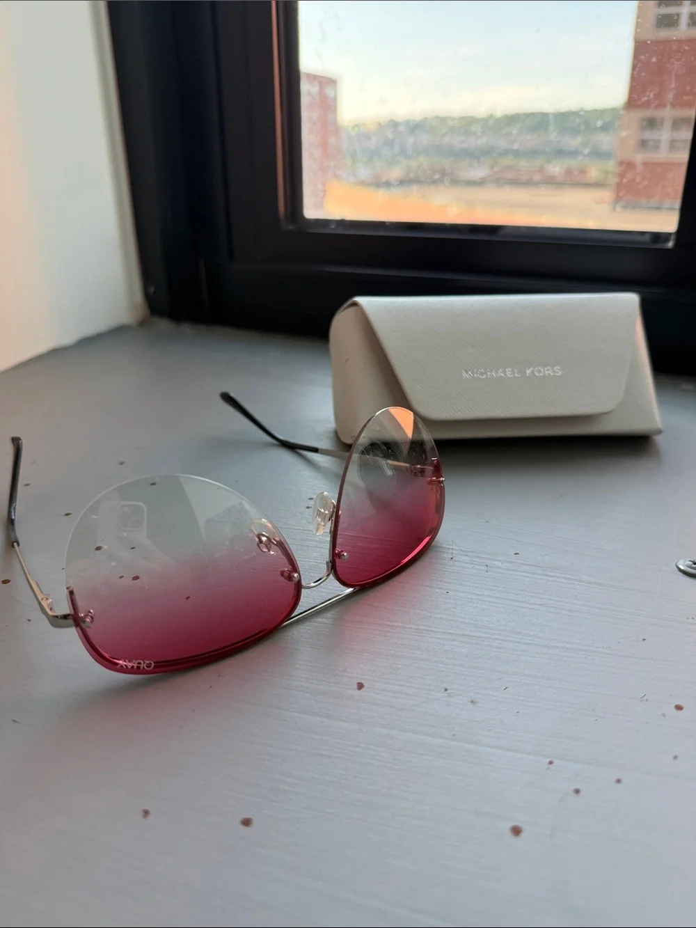 Quay Australia Pink Gradient Aviator Sunglasses